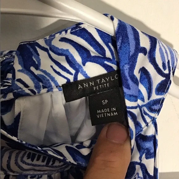 Ann Taylor petite halter neck tile print dress - Picture 3 of 3